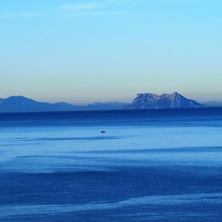 El Patio De Dona Julia Bahia de Casares